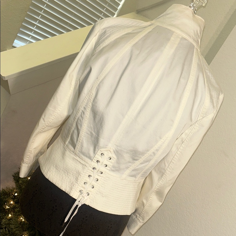 White House Black Market White Jacket - Picture 2 of 6